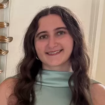 Dea Marena Headshot